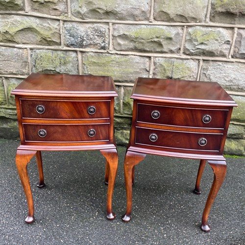 Pair Antique Mahogany 2 Draw Bedside Tables