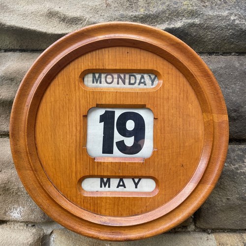 Antique Oak Wall Hanging Perpetual Calendar