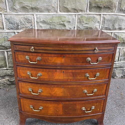 Quality Antique Mahogany Chest Of Drawers
