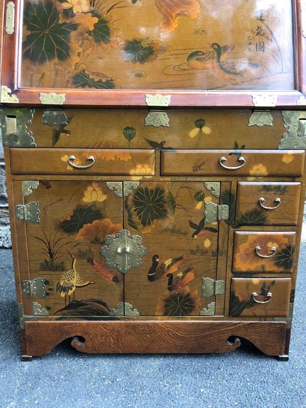 Antique Oriental Chinoiserie Lacquered Elm Bureau Desk-town-house-traders-thumbnail-img-4861-main-638173343839322124.jpg