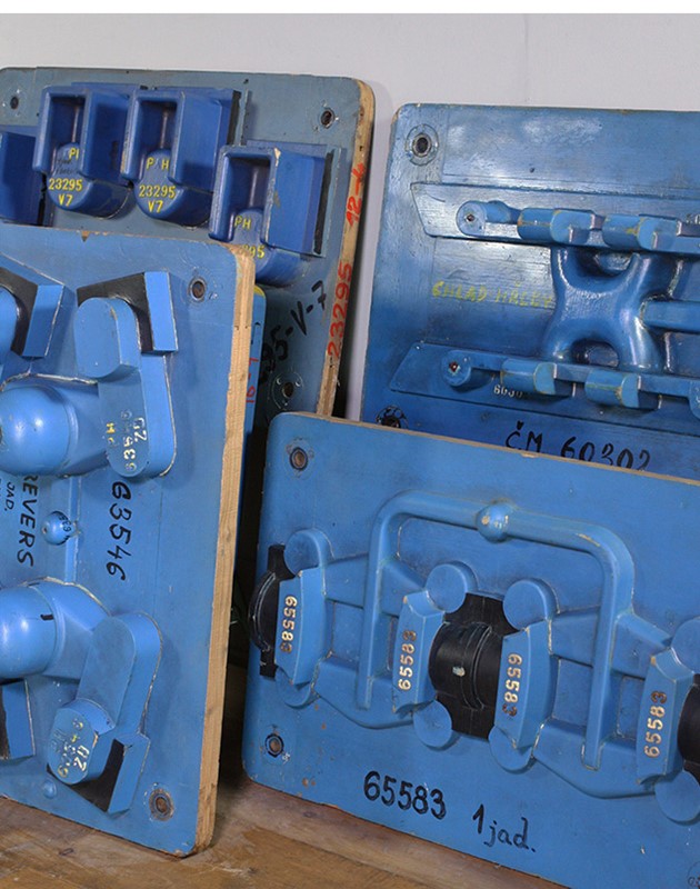 Blue Foundry Molds-turner--cox-img-tc-blue-mold-076866-main-636924857066477332.jpg