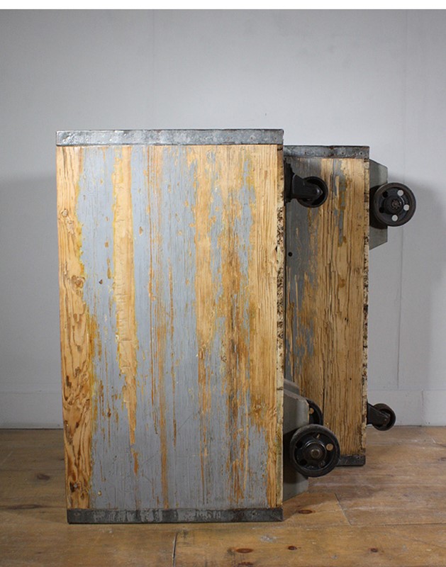 Wooden Box Carts-turner--cox-img-tc-woodenbox-087482-main-636918884286051827.jpg