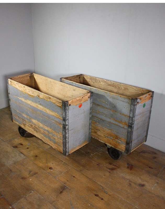 Wooden Box Carts-turner--cox-img-tc-woodenbox-097427-main-636918883652058614.jpg