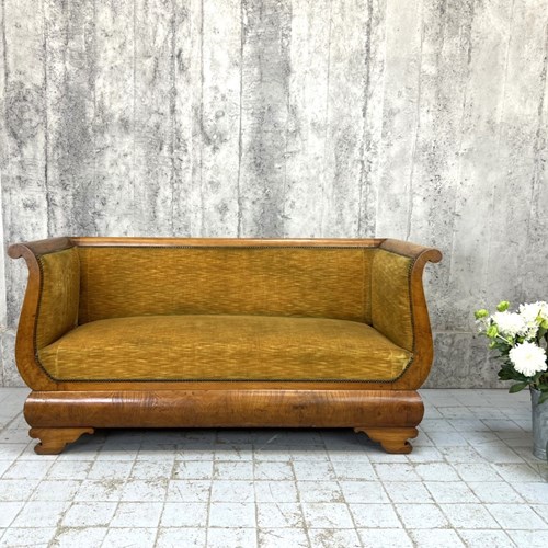 1930 Gold Velvet Sledge Style Canape Sofa