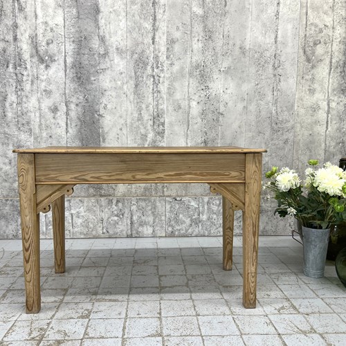107Cm Antique Pine Table