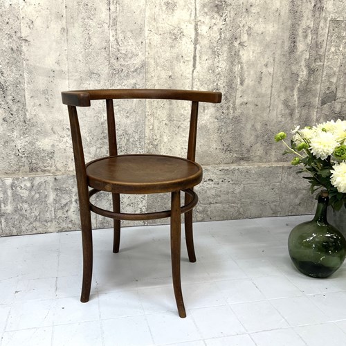 Individual Wishbone Style Bentwood Bistro Chair