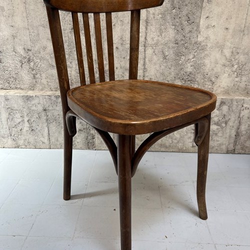 Set Of 27 Bentwood Saddle Back Bistro Chairs