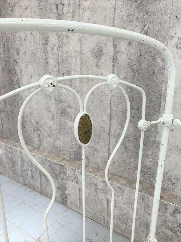 White Metal French Wrought Iron Day Bed-vintage-french-vintage-french-boho-white-metal-day-bed2-main-638199396072447610.jpg