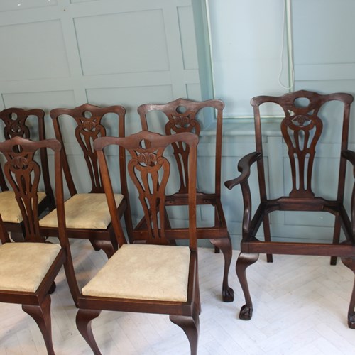 Set Of Seven Chippendale Style Dining Chairs