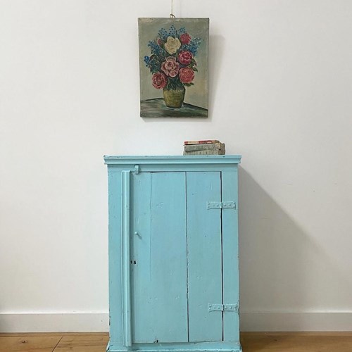 19Th Century English Farmhouse Cupboard