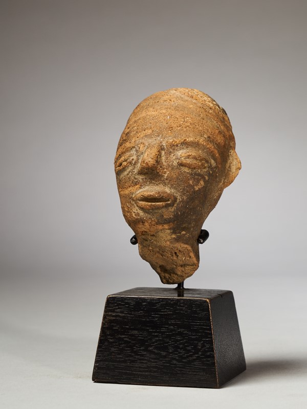 Ashanti (Akan) People, Ghana, Terracotta Head-vintagerious-000382-01-main-637757218168928962.jpg