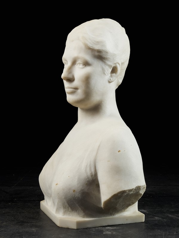 Louis Dubar (1876-1951), Marmor Bust of Woman-vintagerious-001378-02-2mb-main-637285958688767251.jpg
