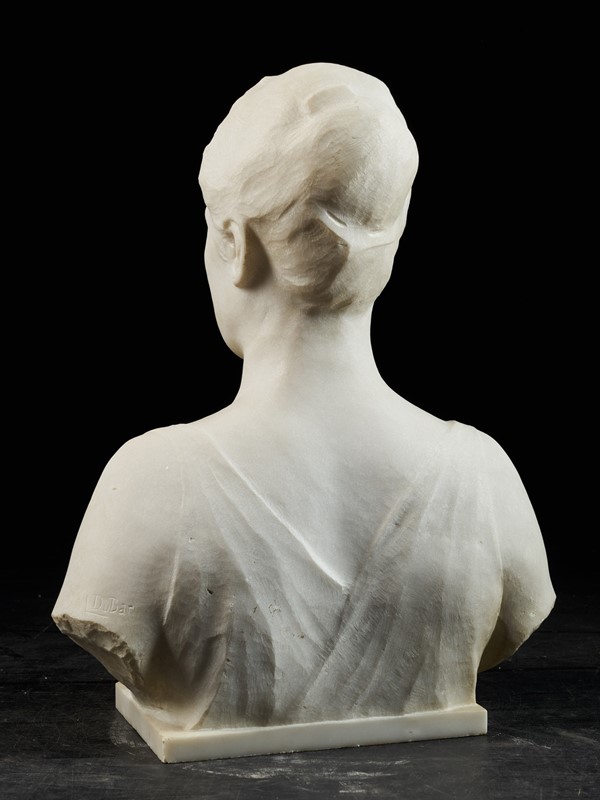 Louis Dubar (1876-1951), Marmor Bust of Woman-vintagerious-001378-04-2mb-main-637285960077826261.jpg
